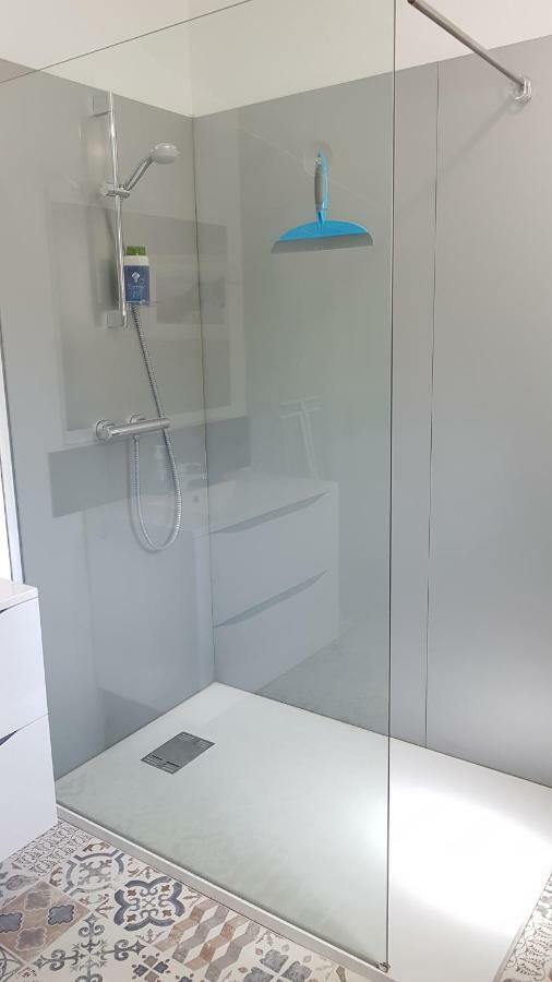 Studio Cozy Tout Confort Chez L'Habitant Apartment La Roche-sur-Yon Bagian luar foto